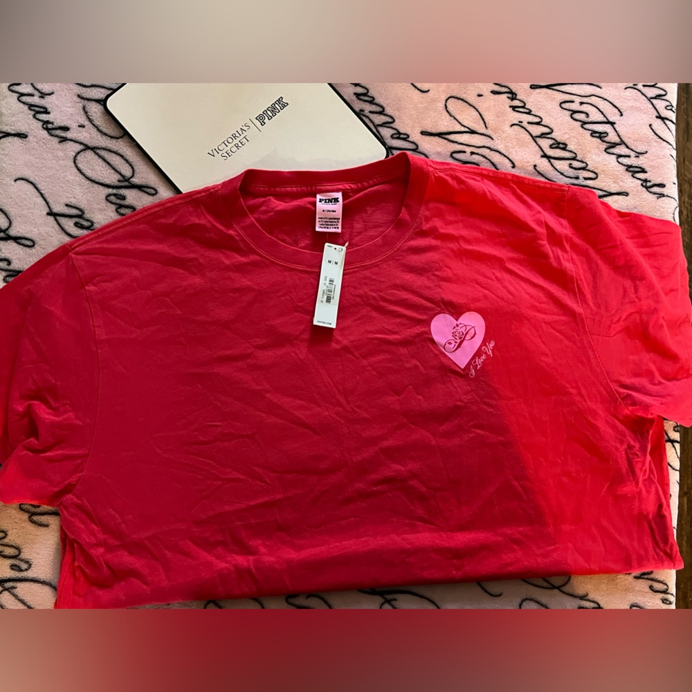 PINK Victoria's Secret‎ Bold Red Tee
